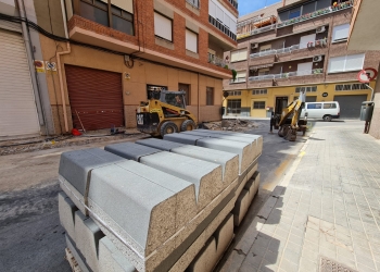 Elda mejora la accesibilidad del barrio Nueva Fraternidad con la renovación de las calles