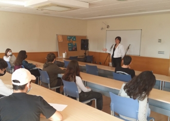 “Taller de improvisación” del Instituto con la cantante Rebeca Mut