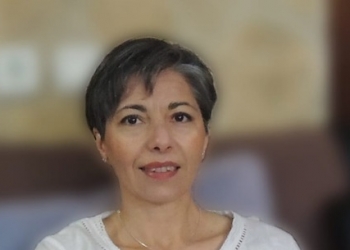 Abrazos y besos que duelen