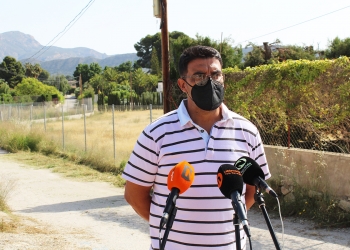 Mantenimiento de Ciudad realiza trabajos de desbroce y mantenimiento de caminos rurales de Novelda