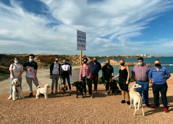 Orihuela autoriza la primera playa para perros