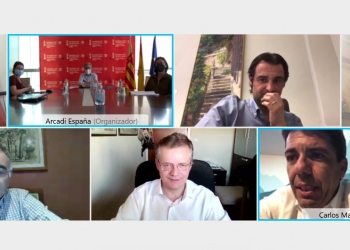 Los alcaldes de Torrevieja y Orihuela presentan el proyecto del ‘Trazado Ferroviario Orihuela-Torrevieja’