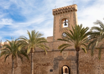 Santa Pola va a proceder a revisar y actualizar el catálogo de protección patrimonial