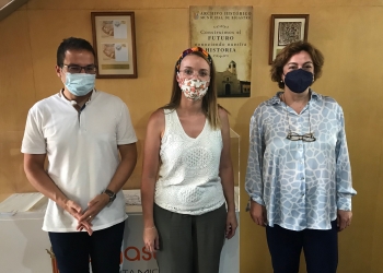 Una nueva exposición y visitas guiadas ponen en valor el Archivo Municipal de Bigastro