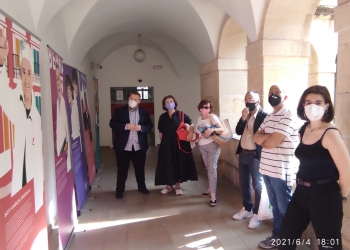 Las vidas de veinte referentes del colectivo LGTBI se dan cita en la exposición ‘Voices’