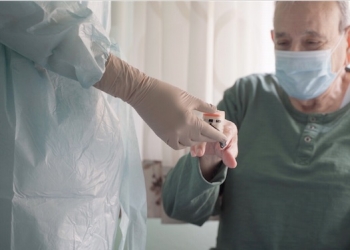 Los profesionales de Atención Primaria, al lado de los pacientes en todo momento