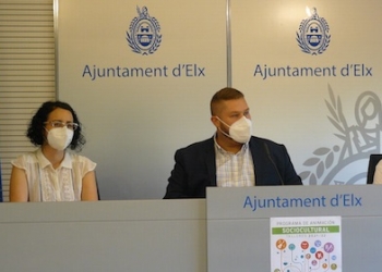 Los cerca de 270 talleres socioculturales de los Centros Sociales recuperan la presencialidad