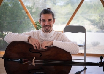 «Experimentar con distintos instrumentos es como aprender nuevos idiomas»