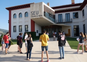 81 personas en el primer turno de los exámenes de “Cambridge” en la Seu