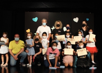 El taller de Teatro de Pilar de la Horadada ha celebrado su muestra