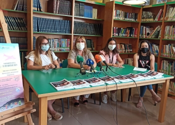 La Mancomunidad Bajo Segura edita un libro con 50 cartas de la campaña dirigida a residentes internacionales