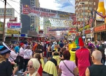 Benidorm espera a sus turistas británicos con una ‘zona guiri’ completamente renovada