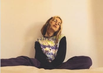 «Lo grandilocuente me hace sentir incómoda»