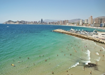 Benidorm trabaja en un Plan de Prevención de la Contaminación Marina
