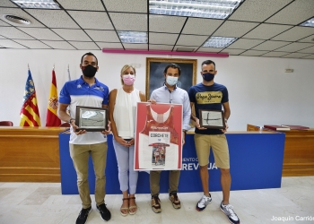 Dolón recibe a los deportistas olímpicos torrevejenses