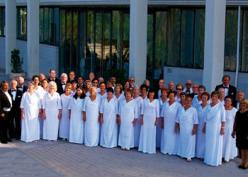 «Nuestro repertorio es plural porque refleja lo mucho que vivimos y sentimos»