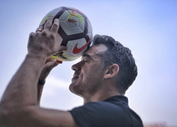 «Ser entrenador te hace ganar un respeto que debes mantener con tu trabajo»