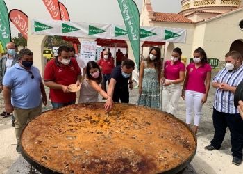Arroz con costra solidario de la Federacion Gestora de Festejos Populares
