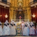 La basílica de Santa María acoge una restringida ofrenda floral a la Virgen de la Asunción