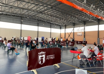 Petrer cierra hoy su ‘vacunódromo’