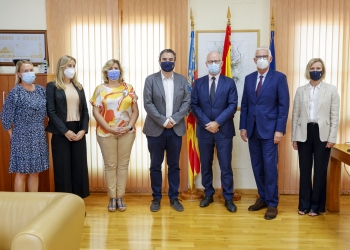 El embajador de Noruega en España visita l’Alfàs del Pi en su primer viaje oficial