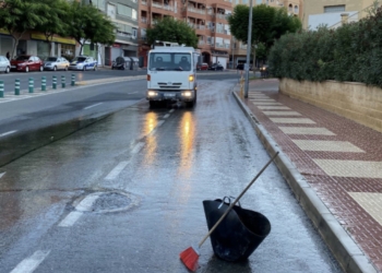 Crevillent inicia su campaña de limpieza extraordinaria