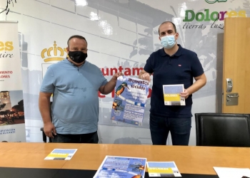 Dolores presenta una exposición fotográfica y una ruta guiada por El Hondo