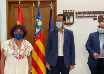 Gloria Pacheco, auxiliar de enfermería del Hospital de Elda, pregonera de las Fiestas Mayores de Elda