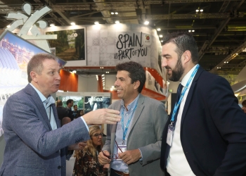 Costa Blanca participa en la primera feria presencial sobre conectividad aérea