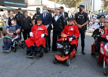 Benidorm conmemora el ‘Poppy Appeal’ con un desfile de la Royal British Legion