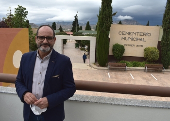 Petrer habilita un horario ininterrumpido del cementerio de 8 a 19 horas del 25 de octubre al  1 de noviembre