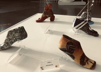 El Museo del Calzado de Elda ofrece una exposición que reúne cerca de 70 hormas convertidas en obras de arte