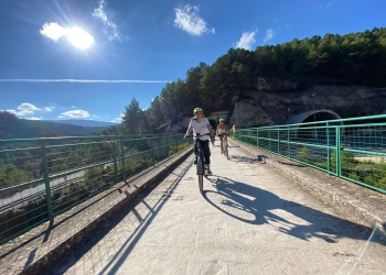 Alcoy acoge un fam trip sobre cicloturismo