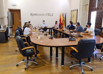 El Mercado Central provisional de Elche se convertirá en definitivo con un edificio emblemático