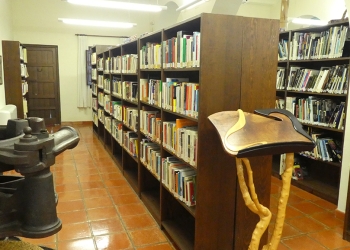 La Biblioteca Pública de Altea recibe el premio María Moliner