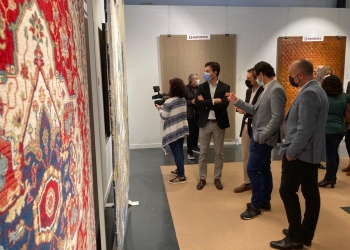 Inaugurada la exposición «Alfombra y Moqueta de Crevillent» que acoge la sala de exposiciones Vista Alegre