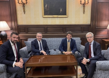 Mazón se reúne con el embajador de España en Reino Unido para apoyar a los británicos que residen en la Costa Blanca