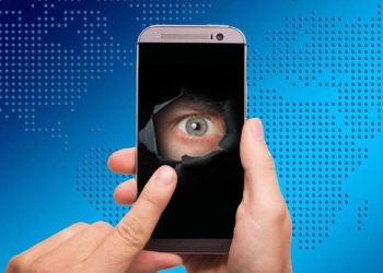 ¿Pueden espiarte a través de la cámara de tu computadora o teléfono?