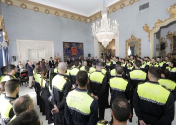 Alicante refuerza la Policía Local incorporando 39 agentes