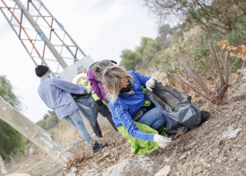 Voluntariado y Scout recogen media tonelada de basura