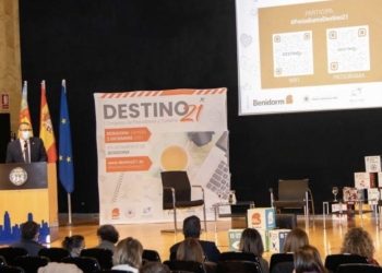 La Cátedra “Pedro Zaragoza” de la Universidad de Alicante impulsa el debate sobre el cambio de modelo en la comunicación turística