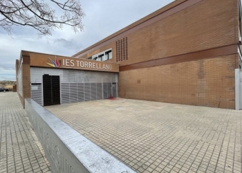 Concluyen las obras de reparación de la fachada del IES Torrellano