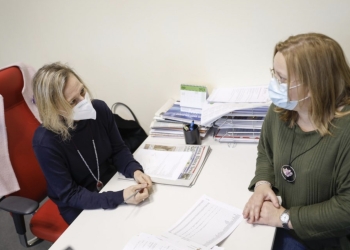 Sanidad informa a los residentes extranjeros de los trámites para vacunarse contra la Covid-19