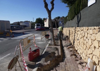 La Nucía inicia la instalación de seis nuevos puntos de recarga eléctrica de vehículos