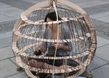 La performance, un arte que «se mueve en tierra de nadie»