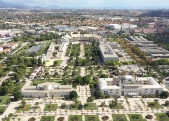 La Universidad de Alicante celebra la sexta edición de FUTUR