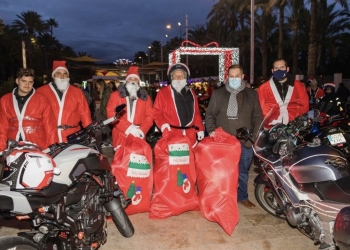 Los Trotamundos dona medio millar de juguetes a familias vulnerables de Elche