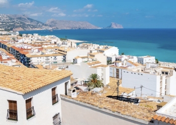 Acelera en Altea el modelo de transición energética apostando por el autoconsumo