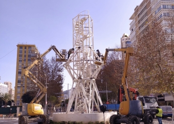 El tecnohito marca el inicio del fin de la reforma de la avenida del Mediterráneo