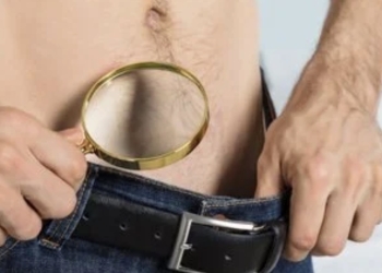 ¿Por qué el vello púbico es rizado?